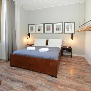 Natale Del Grande 21 Stylish Appartamento Roma